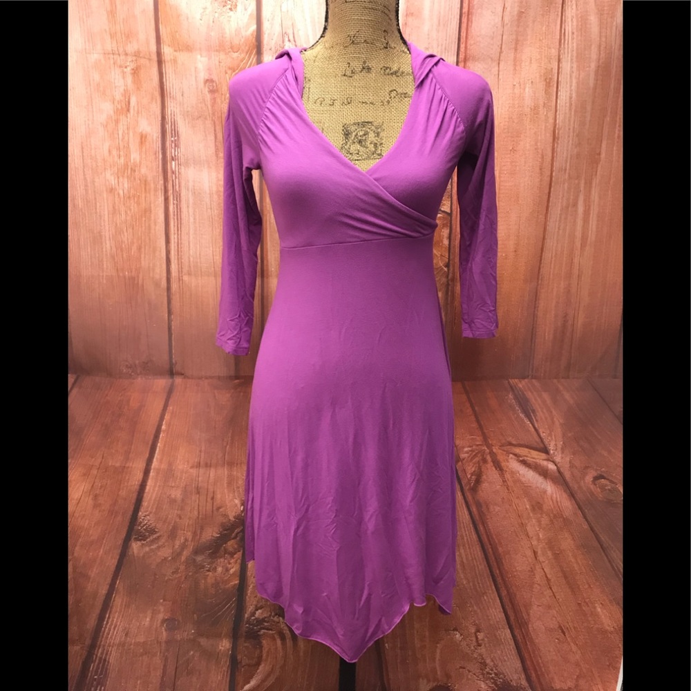 Athleta xs b neck cross over hooded dress